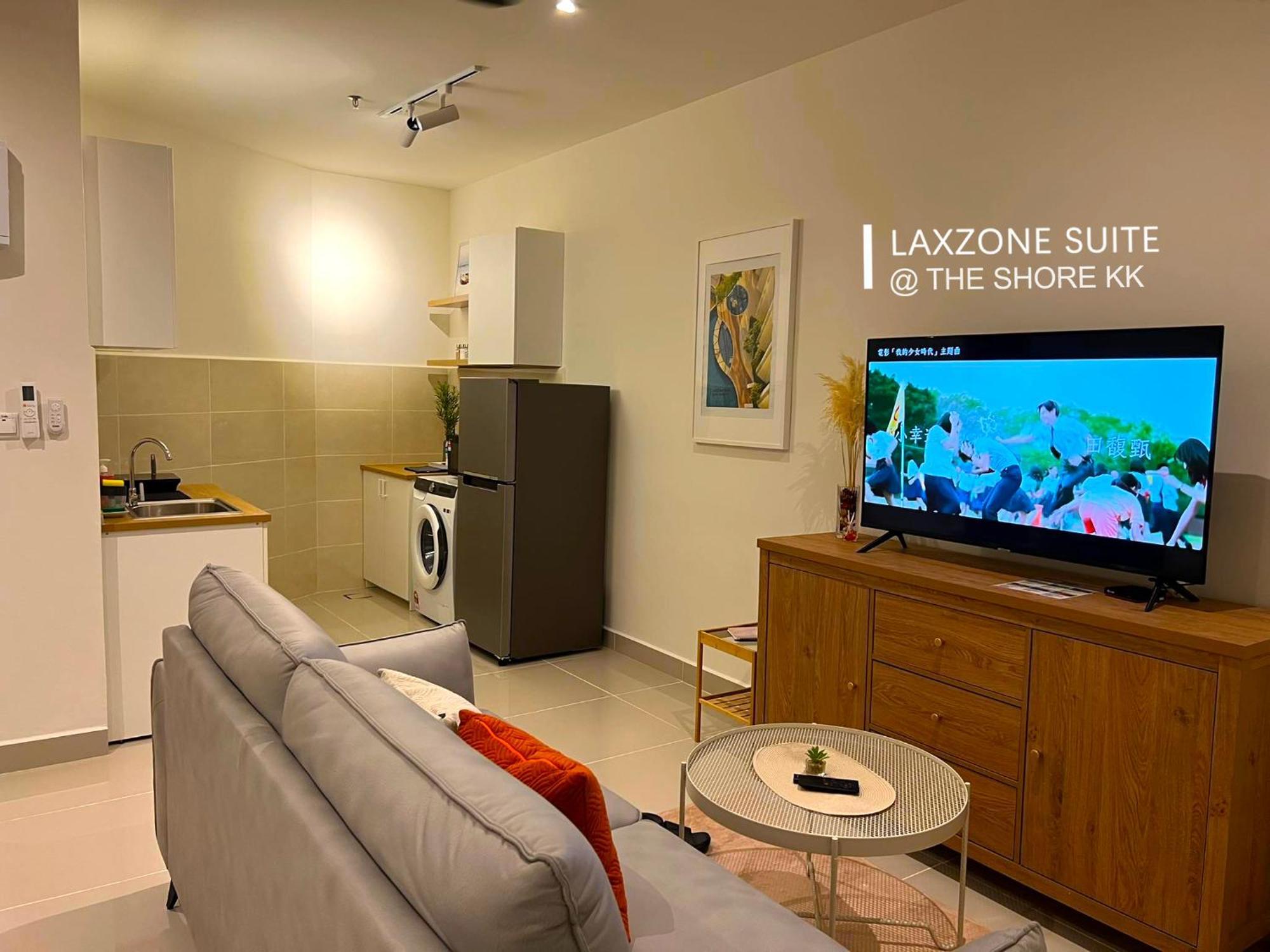 The Shore Cbd Kota Kinabalu By Laxzone Suite Eksteriør billede