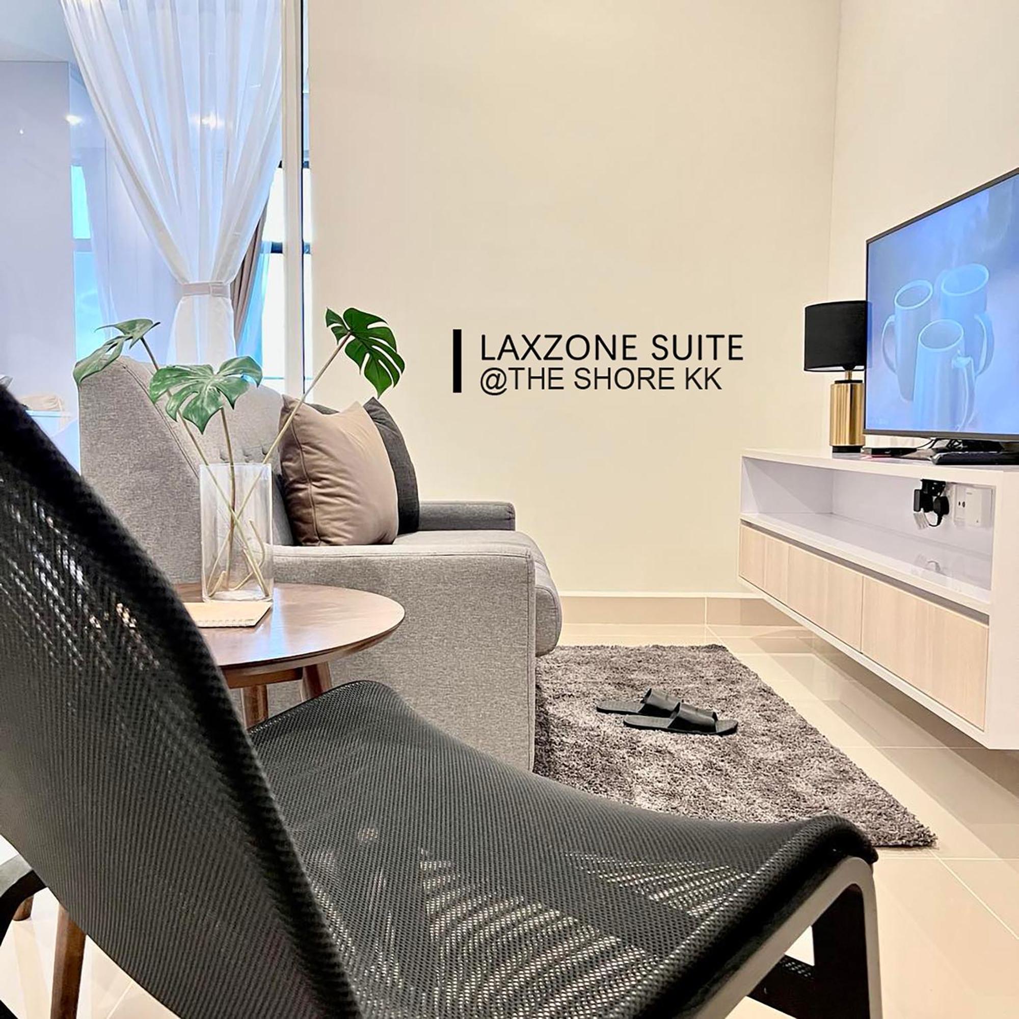The Shore Cbd Kota Kinabalu By Laxzone Suite Eksteriør billede